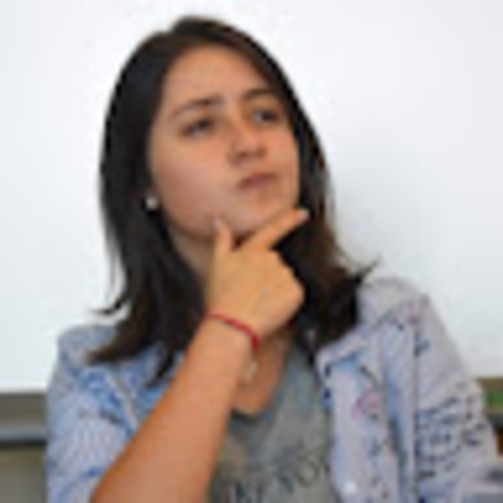 Meet your Posher, Yeliana
